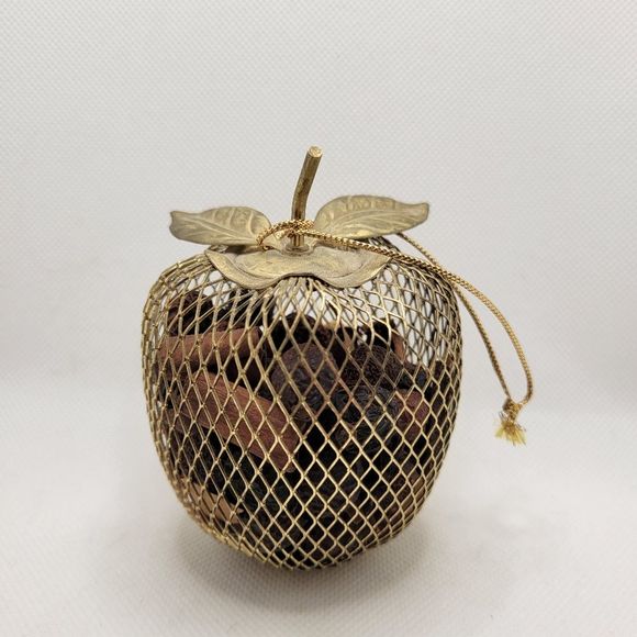 Vintage Gold Brass Apple Potpourri Ornament Natural Air Freshener - Picture 8 of 9